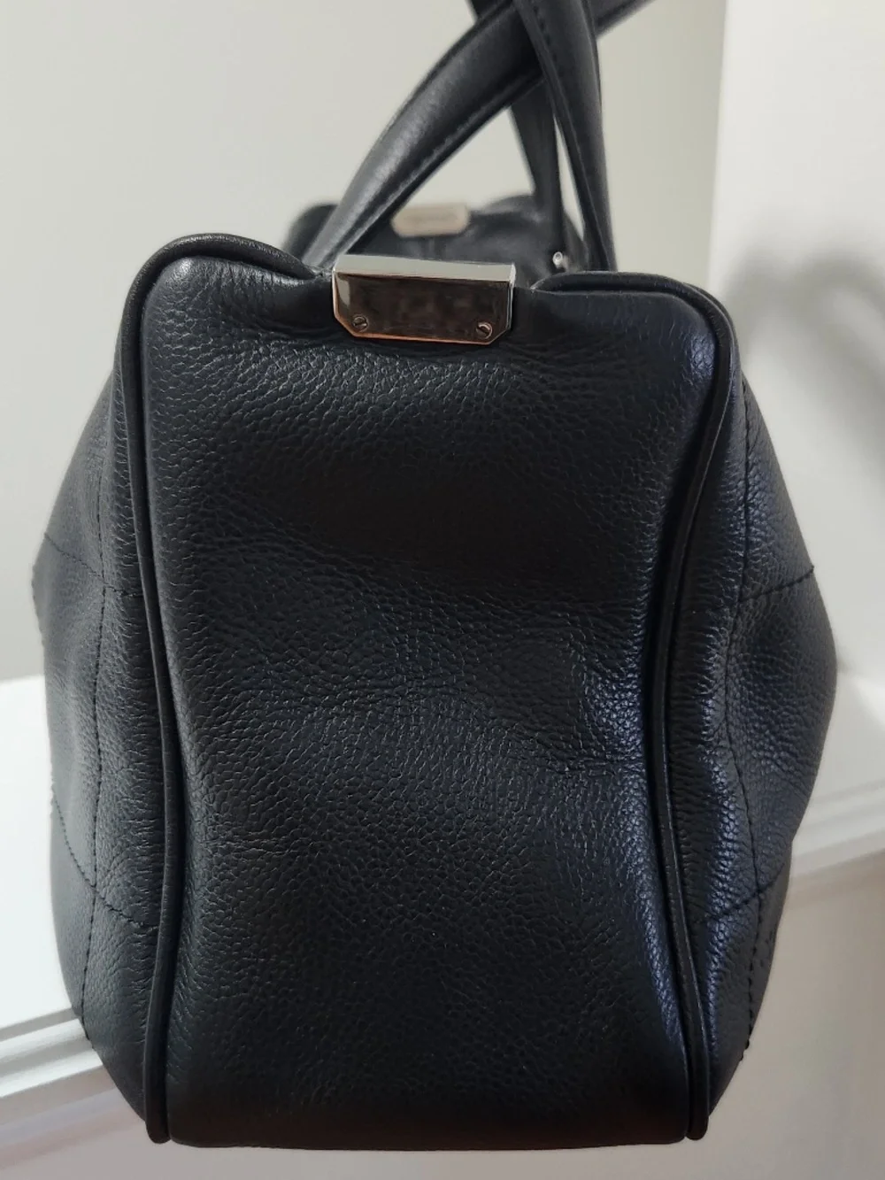 CHANEL Tote - Picture 4 of 16